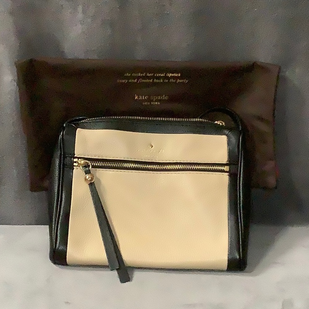 Kate Spade cream and black color block leather crossbody purse